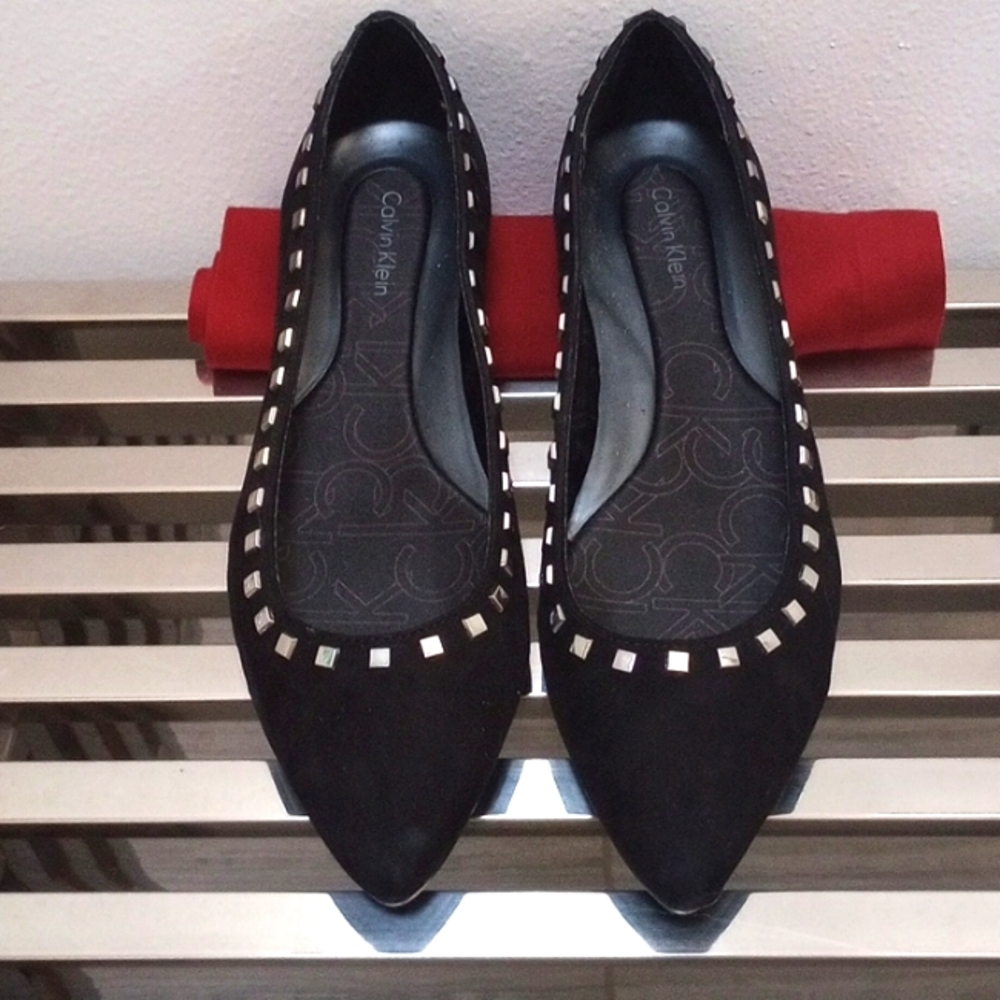 Calvin Klein flats like new 8M made in china like new